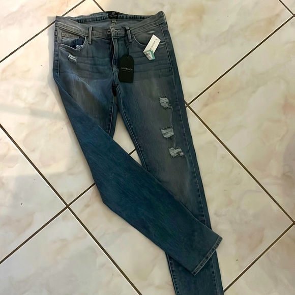 Just black jeans size w28 NWT - Picture 2 of 3
